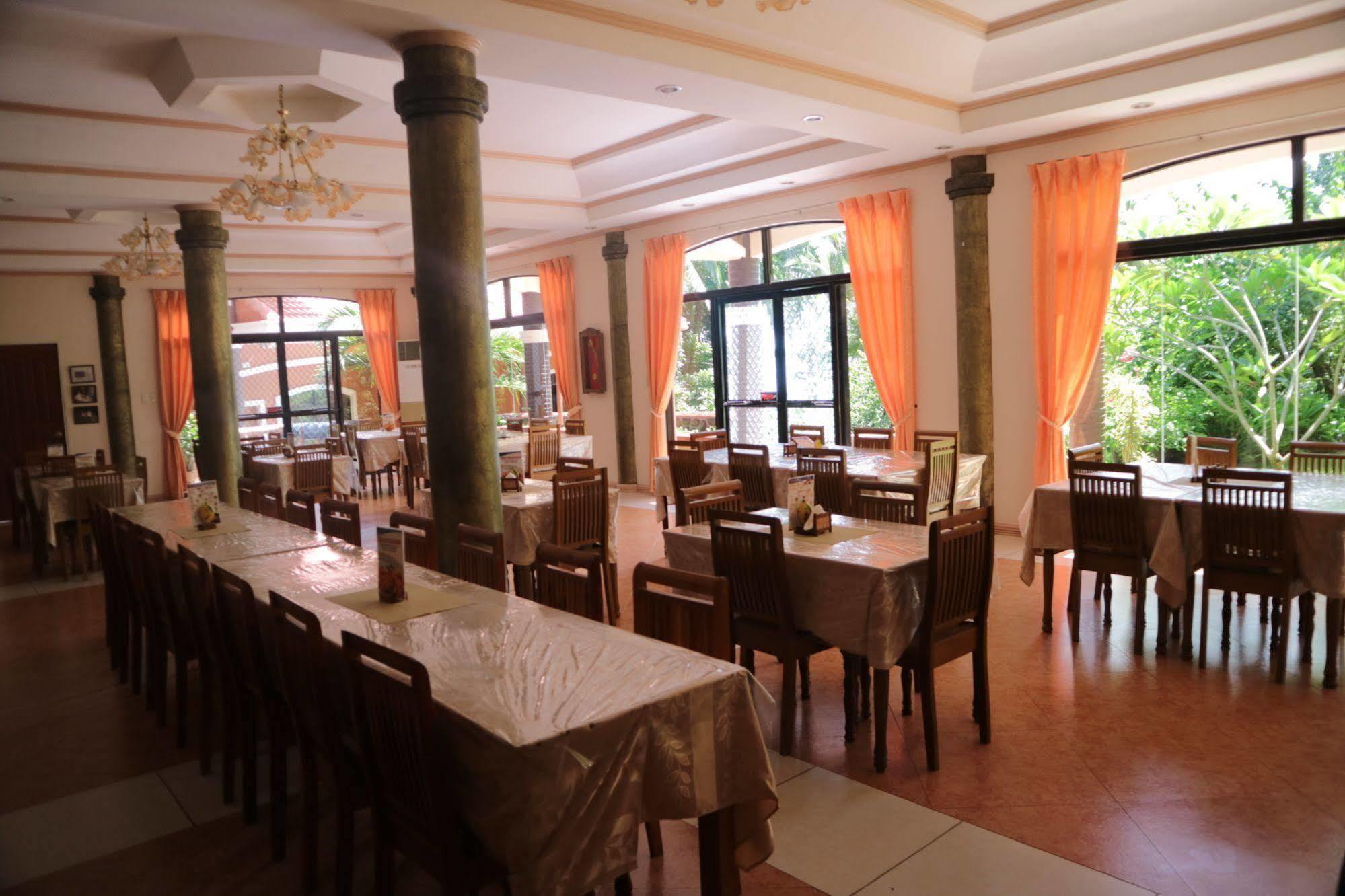 Jannah Glycel Beach House Hotel Guimaras Exterior photo